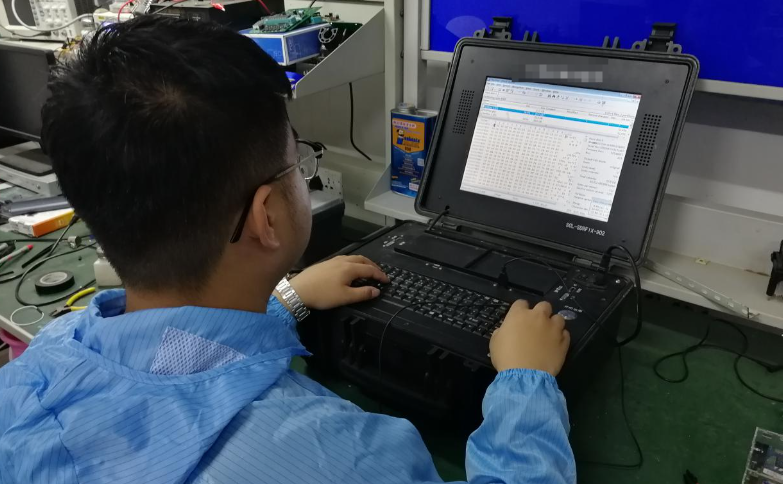 寻求专业数据恢复服务（最后的手段）