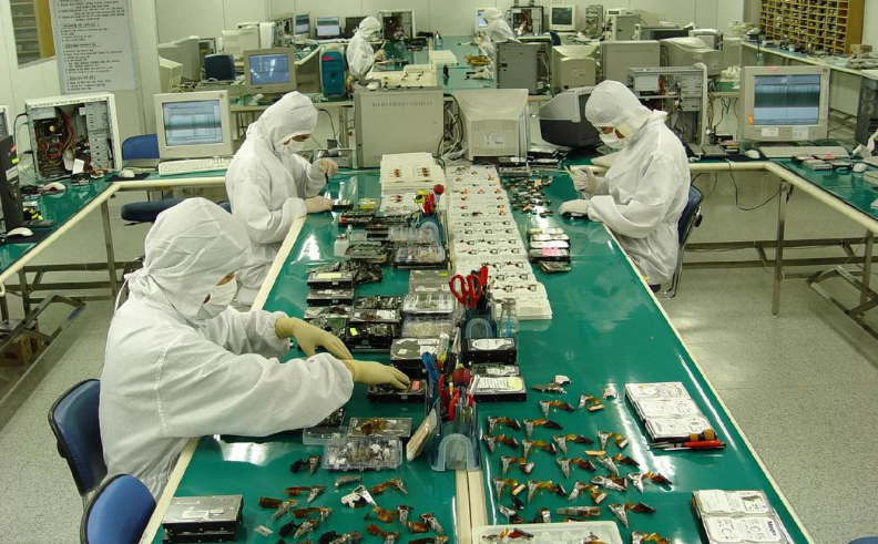 专业数据恢复服务(推荐指数:★★★☆☆)步骤一